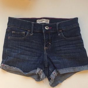 Navy blue short jeans